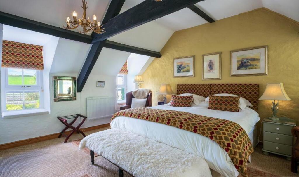 Yr Hen Felin - The Old Mill B&B Морфа-Нефин Экстерьер фото